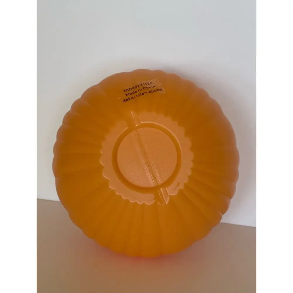 1 Piece Plastic Yellow Onion Saver